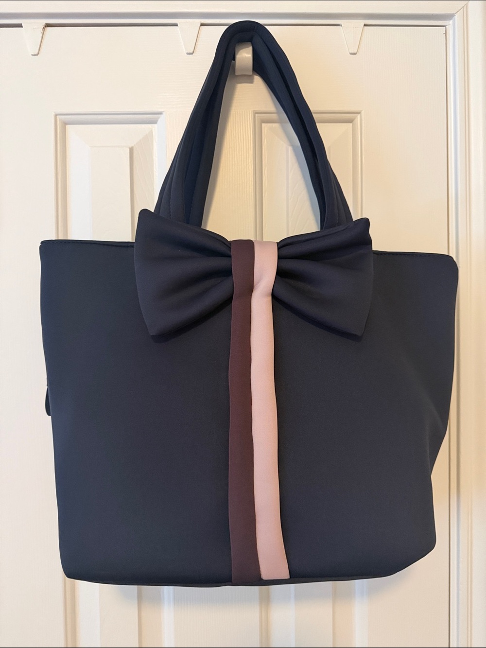 Stella & Dot Navy Tote with Blush and Plum Bow Accent NWOT